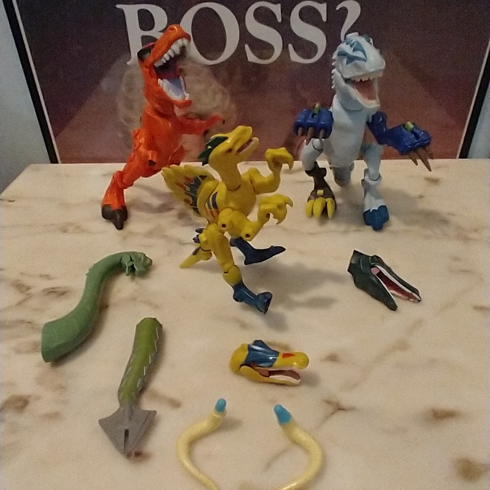 Jurassic world mash up dinosaur figures blue and T-Rex & raptor